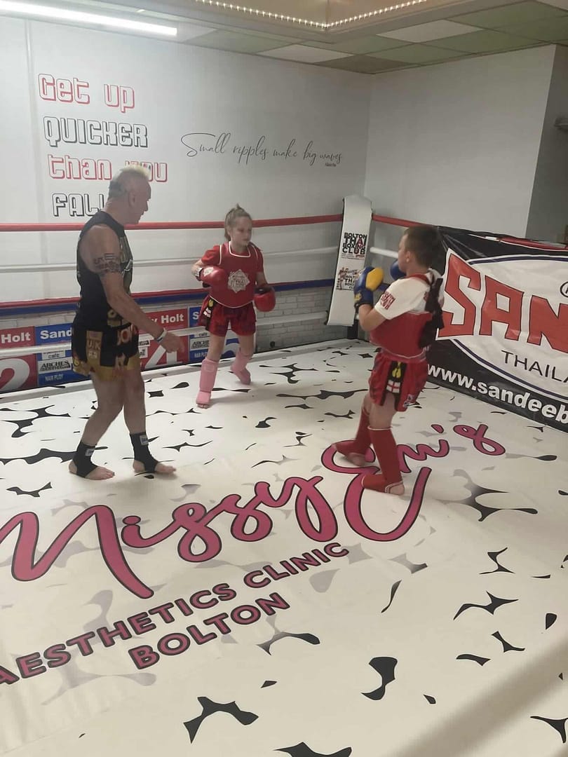 kick boxing gyms near me Bolton, Manchester-Sandy Holts Bolton Thai Boxing Club-1